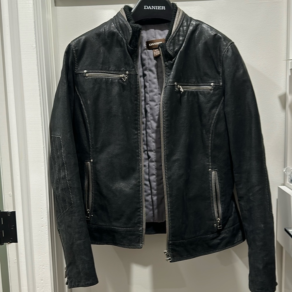 Leather thinsulate lined leather jacket black distressed leather